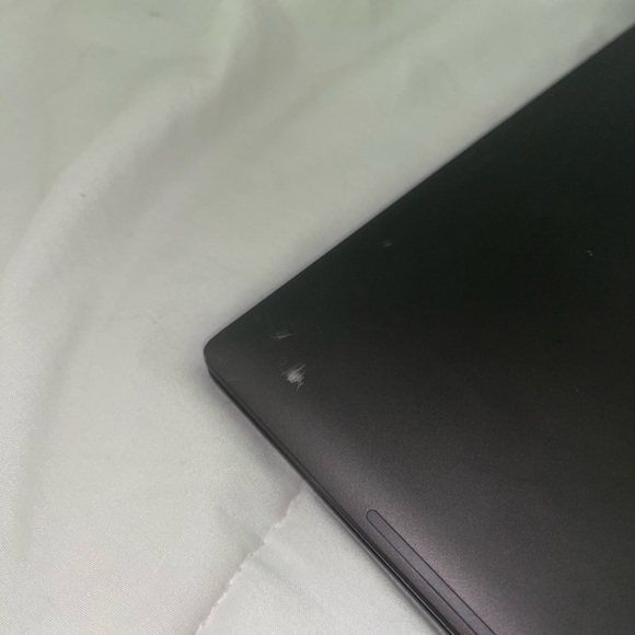 HP Envy laptop - Picture 9 of 11